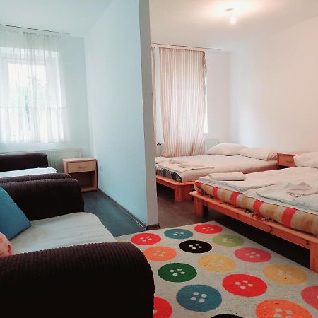 סראייבו Hostel Hayat מראה חיצוני תמונה