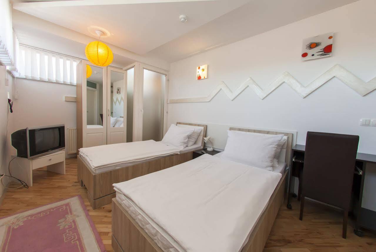סראייבו Hostel Hayat מראה חיצוני תמונה