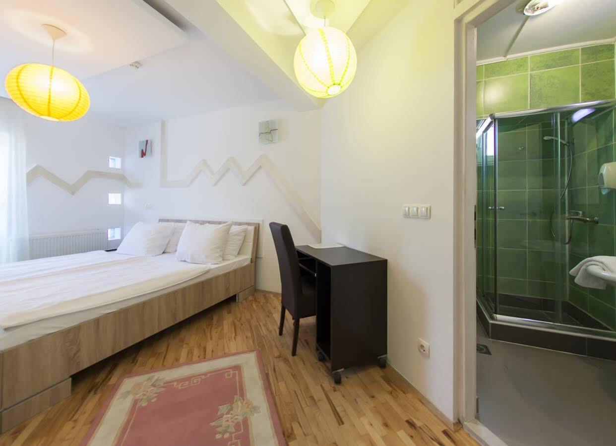 סראייבו Hostel Hayat מראה חיצוני תמונה