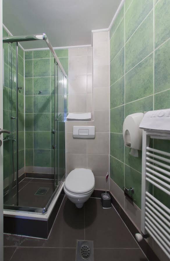 סראייבו Hostel Hayat מראה חיצוני תמונה