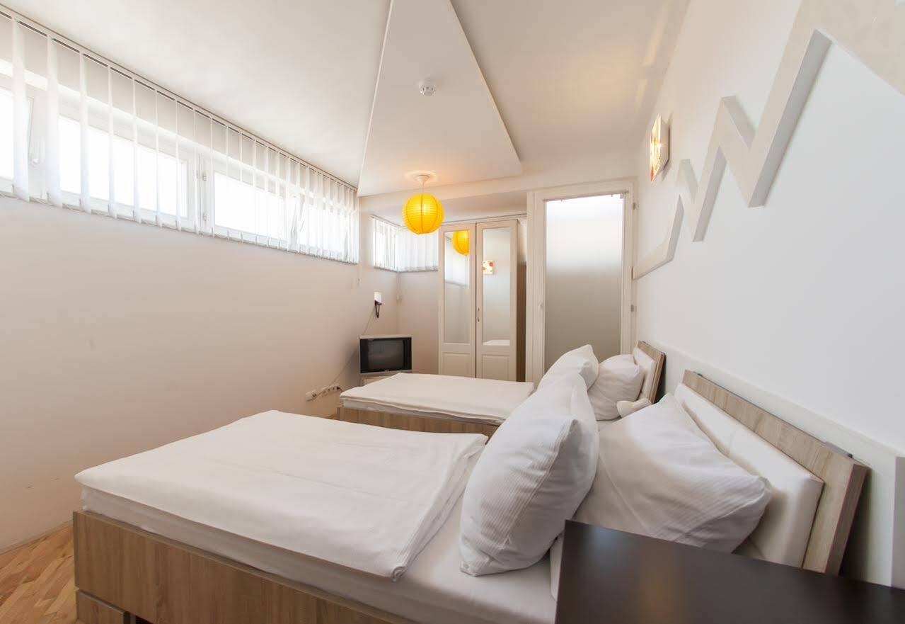 סראייבו Hostel Hayat מראה חיצוני תמונה